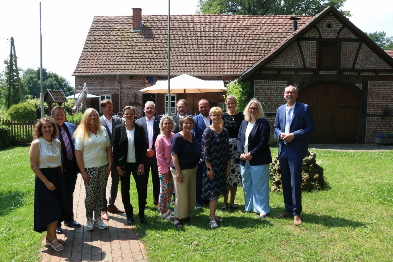 Gruppenfoto Standesbeamte
