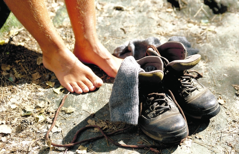 Füsse mit Wanderschuhe-Foto Stadtagentur