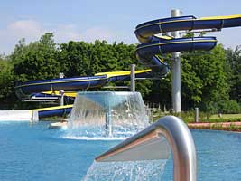 Das Freibad mit Wasserrutsche in Waltrop