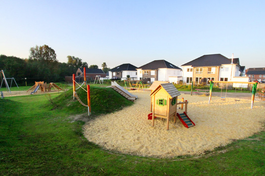 Das Bild zeigt den Spielplatz am Bloomshof