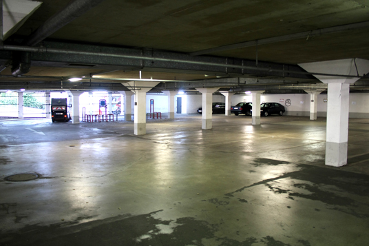 Das Bild zeigt die Tiefgarage am Oberhof