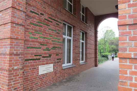 Das Bild zeigt die Rathaus-Arkaden