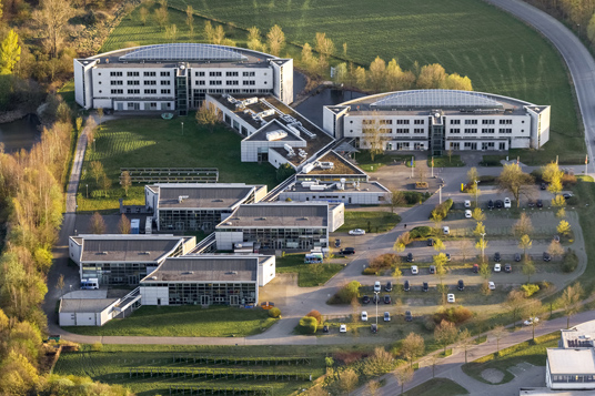 Das Bild zeigt das Innovationszentrum Wiesenbusch