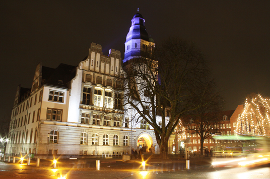 Das Bild zeigt das Gladbecker Rathaus