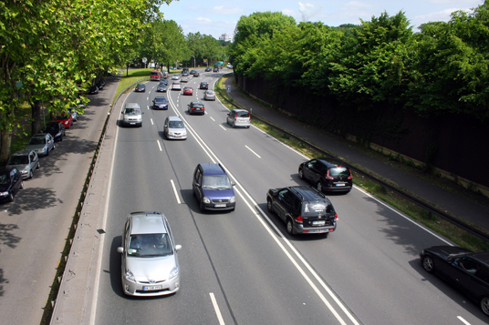 Das Bild zeigt die A52