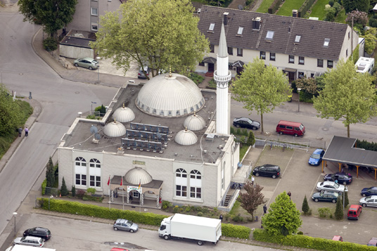 Das Bild zeigt die Moschee auf der Wielandstraße