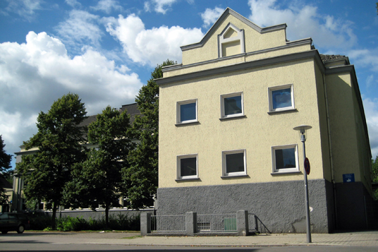 Das Bild zeigt die Hauptschule Butendorf