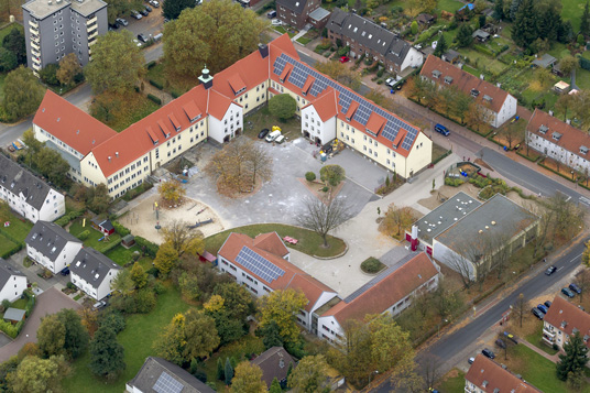 Das Bild zeigt die Schulen