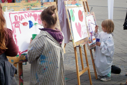 Das Bild zeigt die Jugendkunstschule