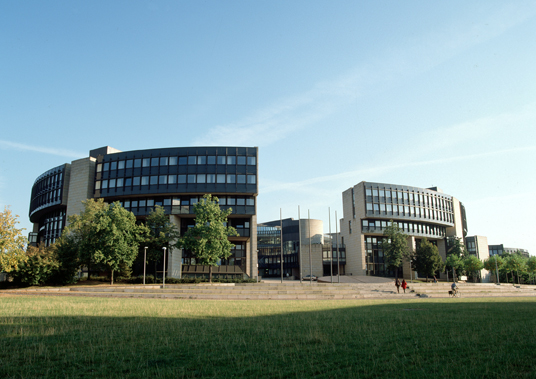 Das Bild zeigt den NRW Landtag