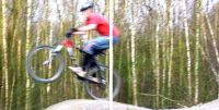 Bild von Mountainbiker in Aktion