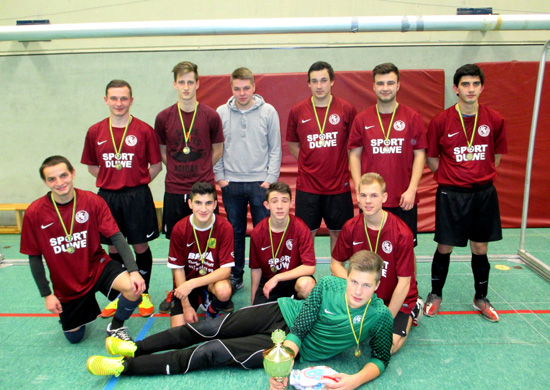 Das Team &#8222;Mitternachtsport &#8211; Ziegelgrund&#8220; gewann den Wanderpokal des "Indoor Soccer Cup Fair-Play"-Turniers.